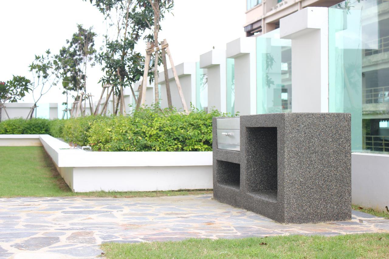 Pinnacle Tower Apartment Stay By Feel Suites Johor Bahru Exterior photo