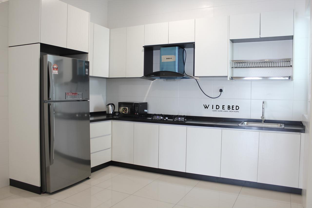 Pinnacle Tower Apartment Stay By Feel Suites Johor Bahru Exterior photo