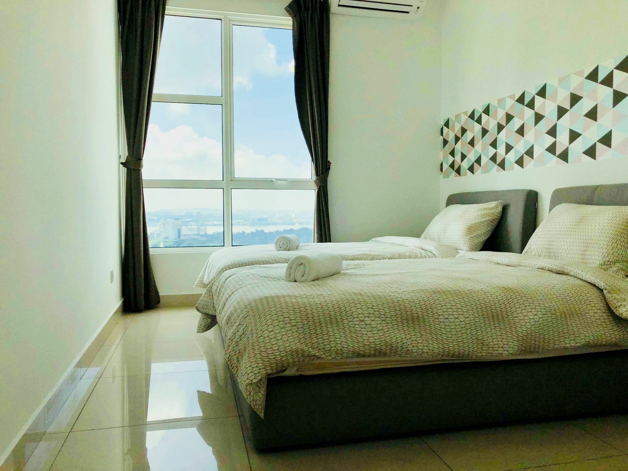 Pinnacle Tower Apartment Stay By Feel Suites Johor Bahru Exterior photo