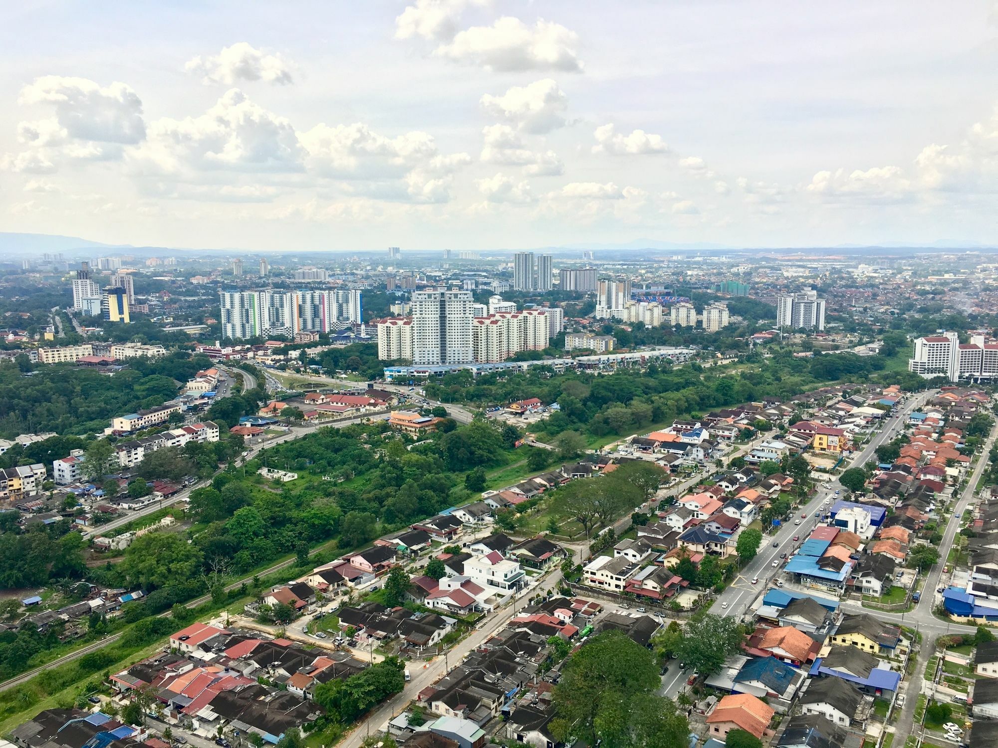 Pinnacle Tower Apartment Stay By Feel Suites Johor Bahru Exterior photo