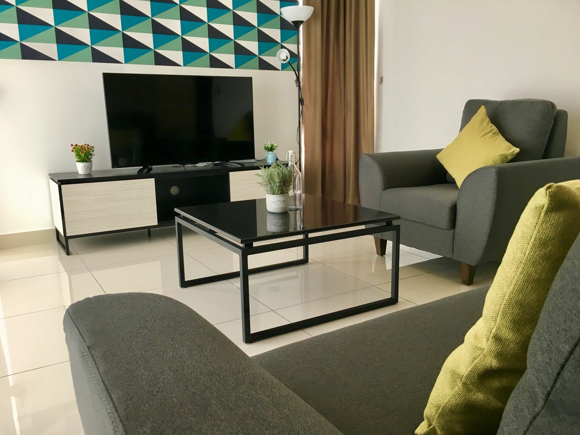 Pinnacle Tower Apartment Stay By Feel Suites Johor Bahru Exterior photo